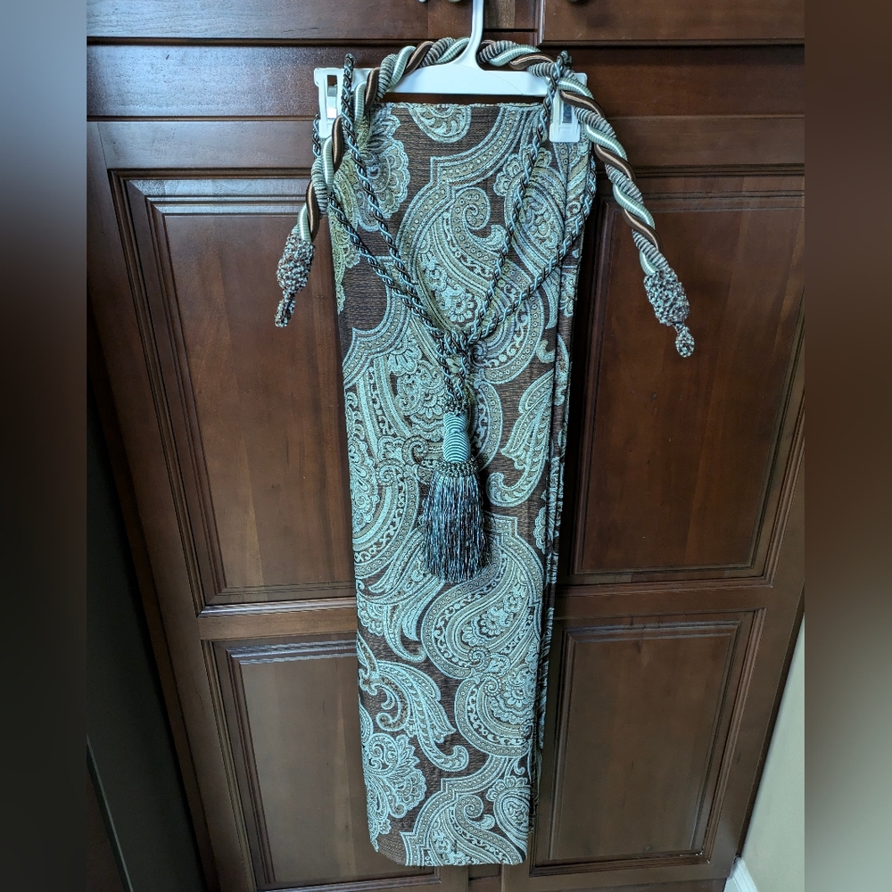 Shower Curtain with Tie Backs